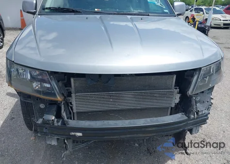 2020 Dodge Journey Crossroad z USA, uszkodzony, nr VIN 3C4PDCGB4LT188489